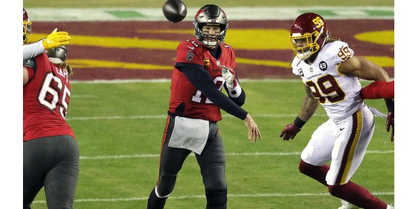 Både Buffalo Bills och Tampa Bay Buccaneers gick vidare till nästa omgång av NFL-slutspelet